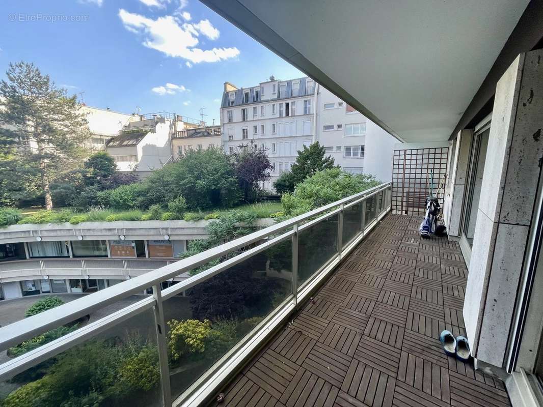 Appartement a louer paris-14e-arrondissement - 2 pièce(s) - 46 m2 - Surfyn