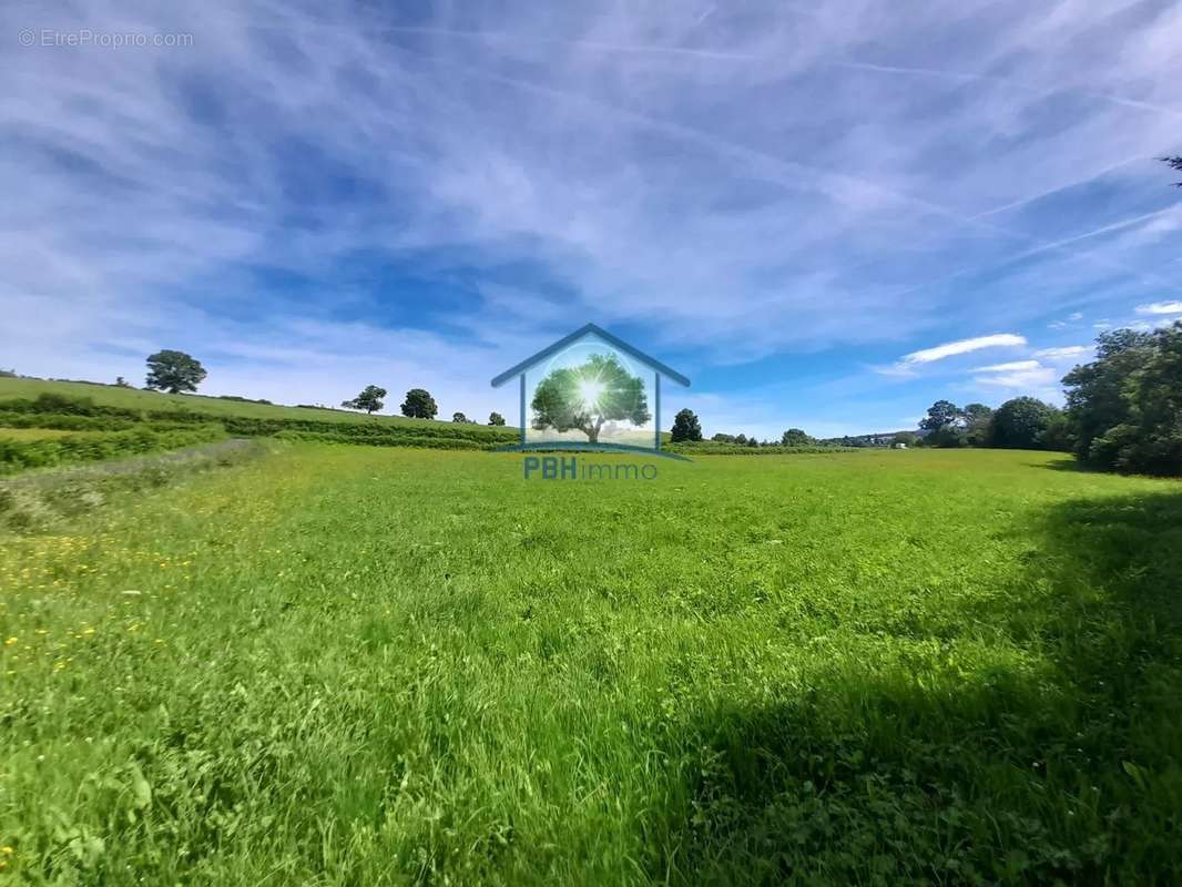 Terrain à LA BOURBOULE