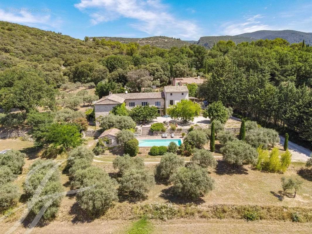 Maison à LOURMARIN