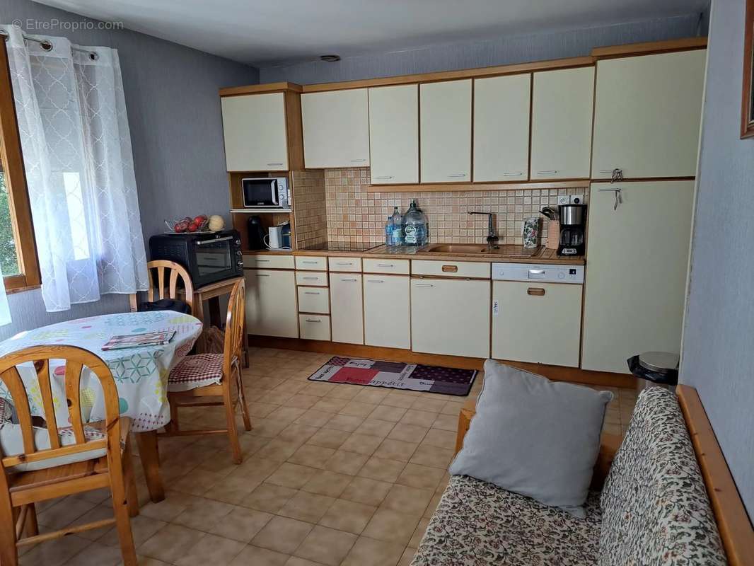 Appartement à BRIDES-LES-BAINS