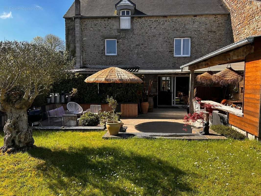 Maison à PLEUDIHEN-SUR-RANCE