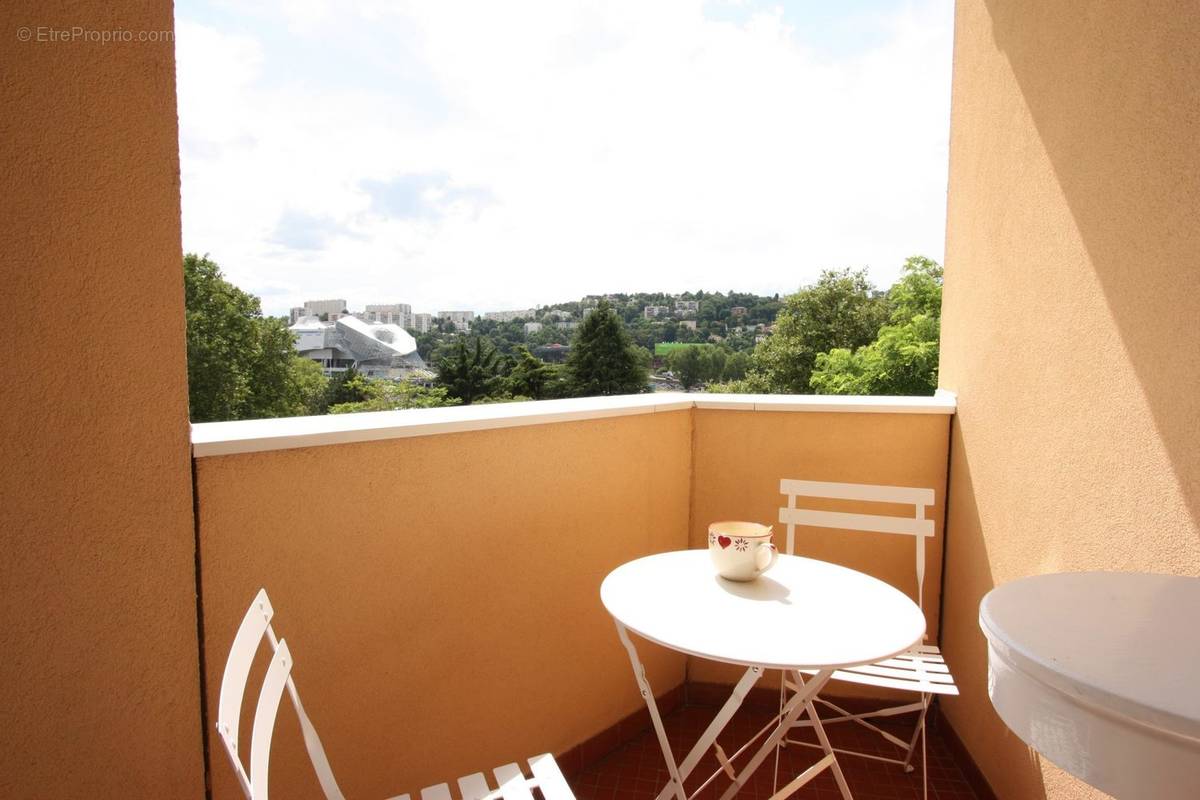 Appartement à LYON-7E