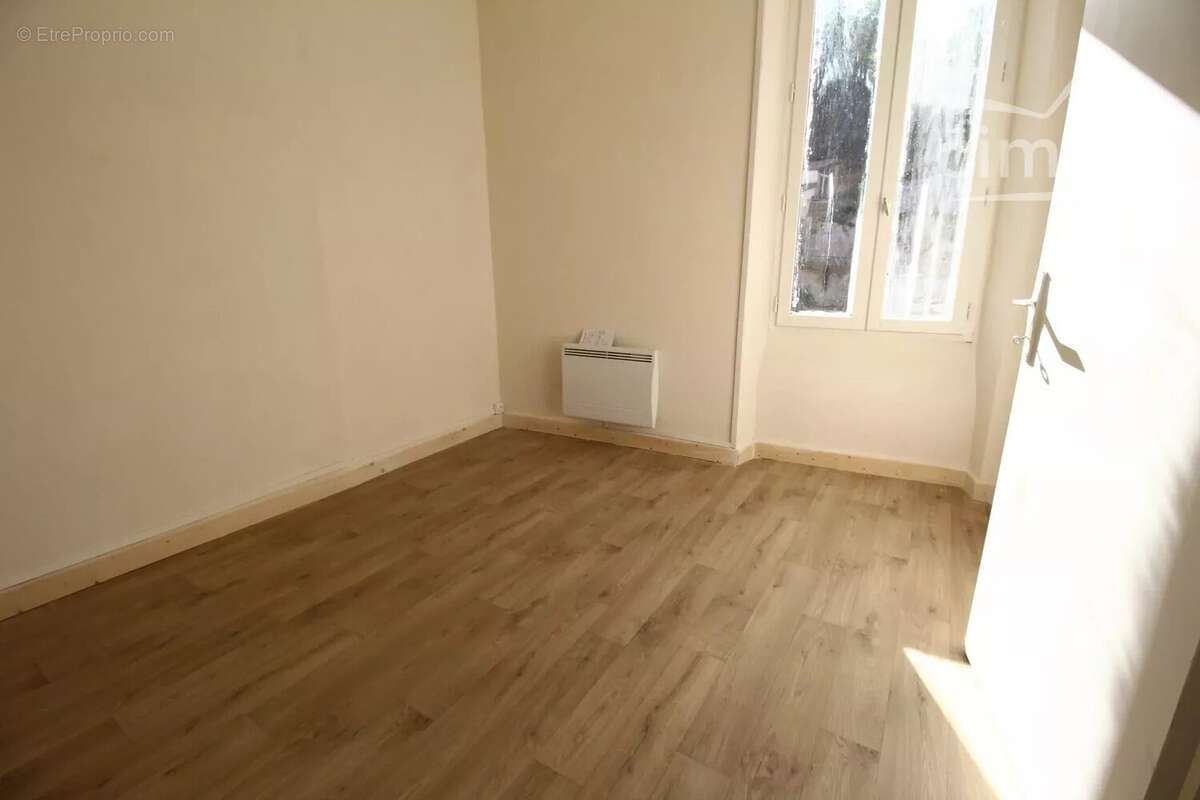 Appartement à RENNES-LES-BAINS