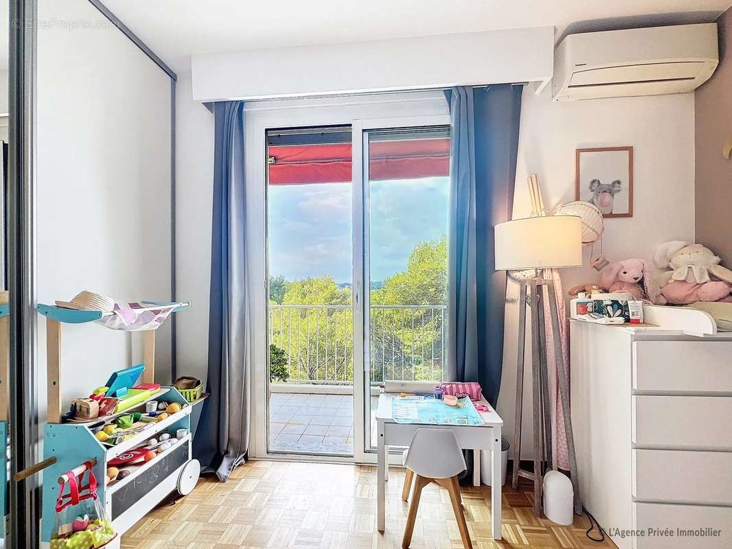 Appartement à CAGNES-SUR-MER