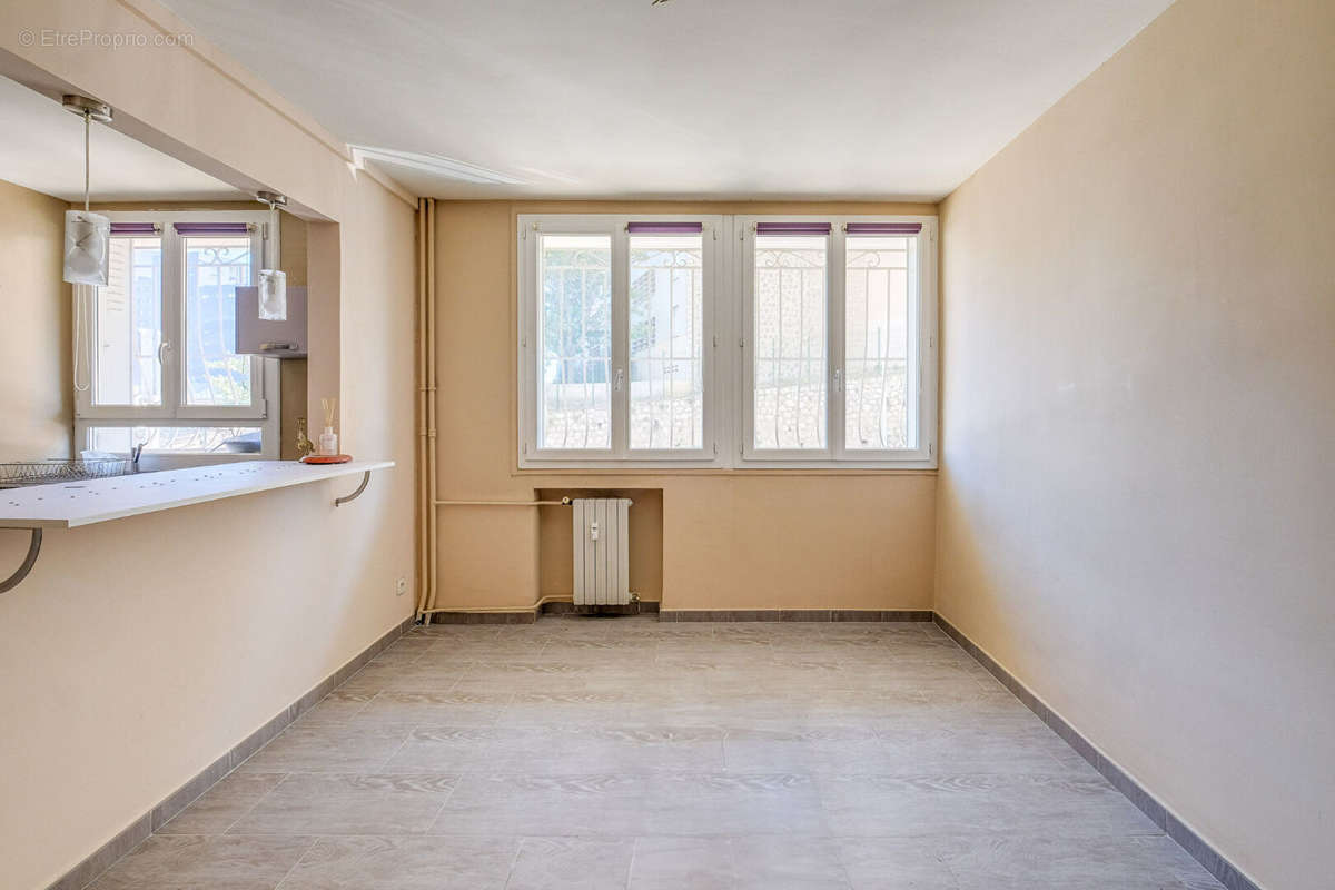 Appartement à MARSEILLE-13E