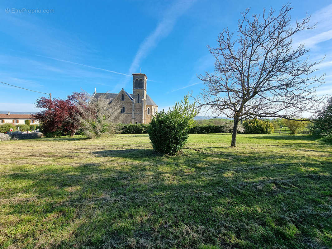 Terrain à LA COTE-SAINT-ANDRE