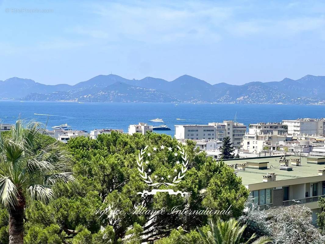 Appartement à CANNES