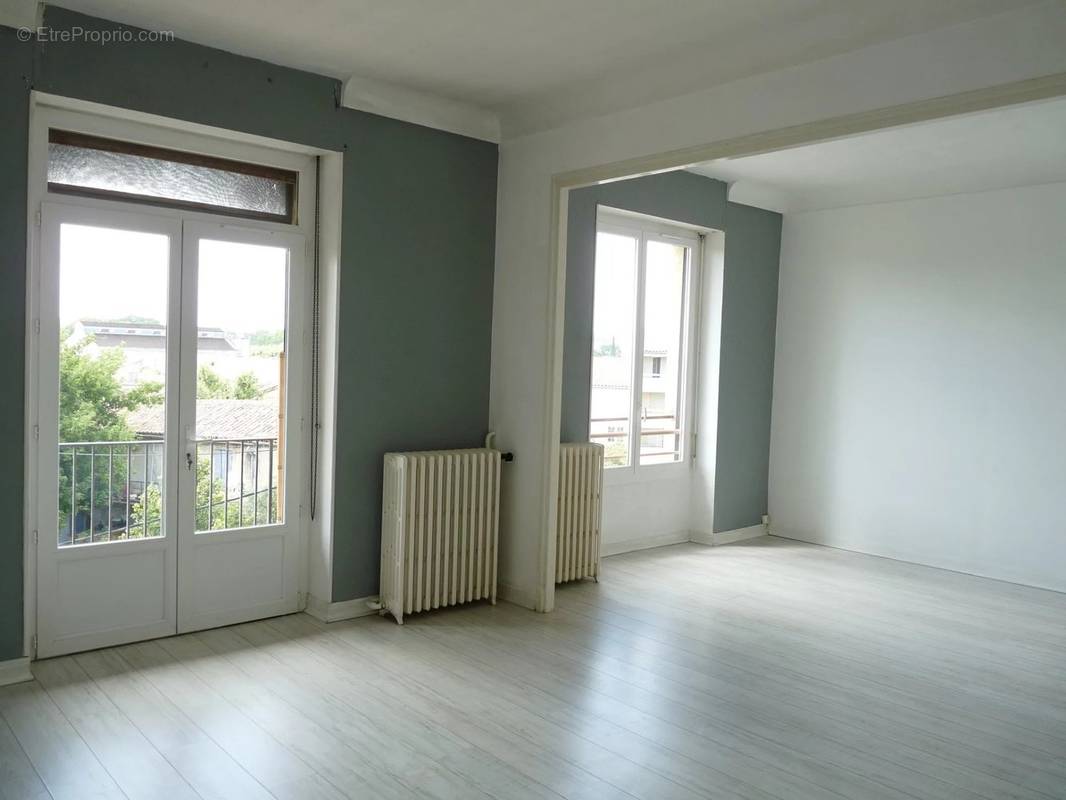 Appartement à BEAUCAIRE