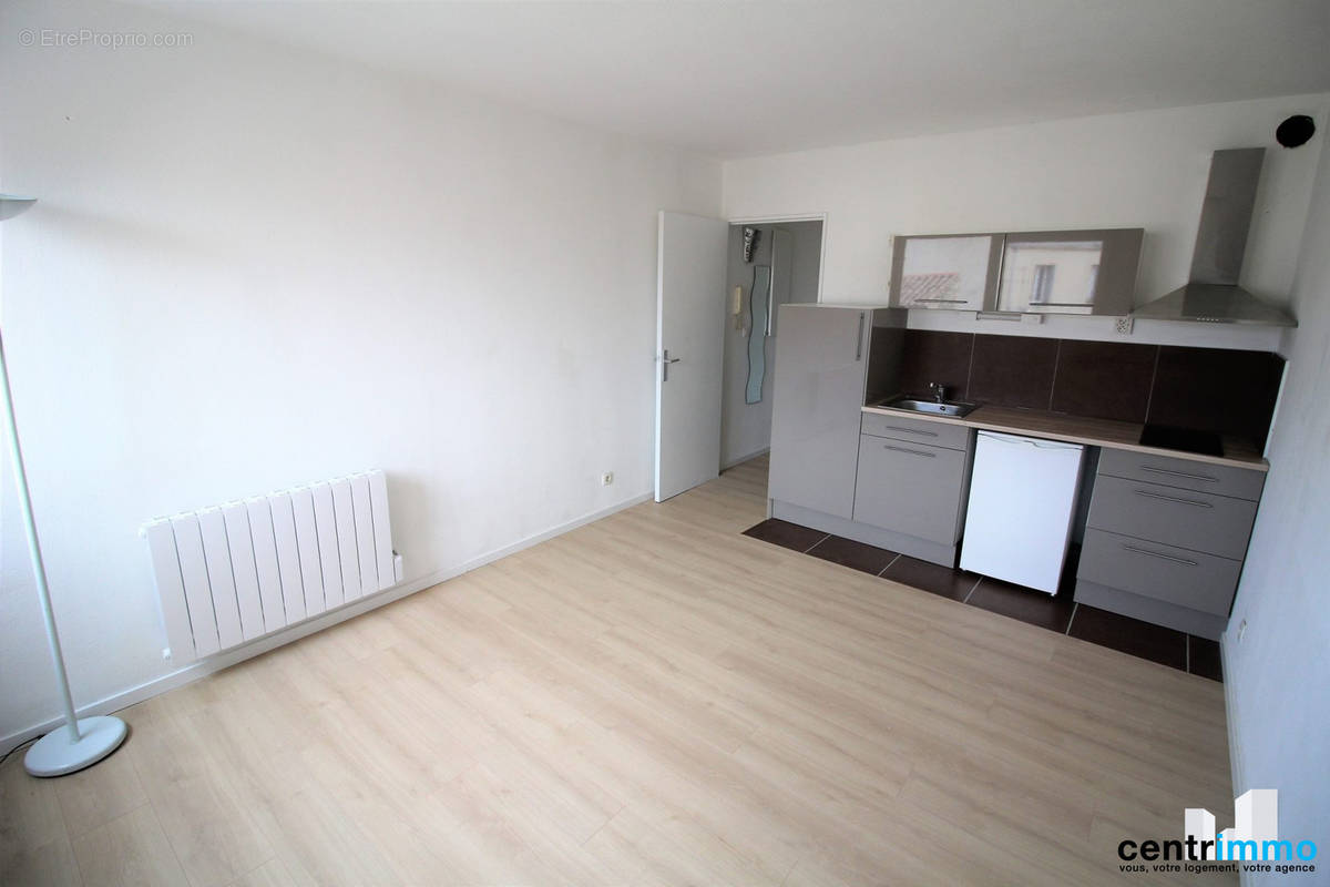 Studio centre ville Montpellier Centrimmo séjour - Appartement à MONTPELLIER