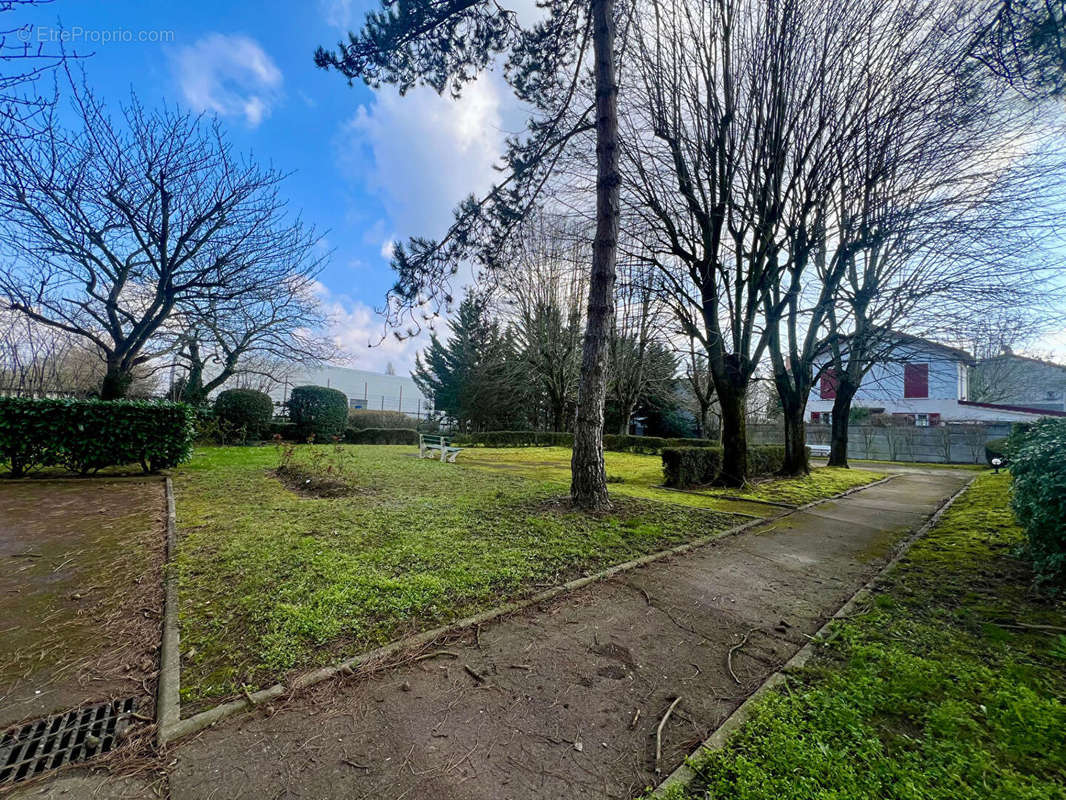 Appartement à LE PERREUX-SUR-MARNE