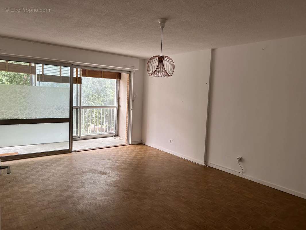 Appartement à RAMONVILLE-SAINT-AGNE