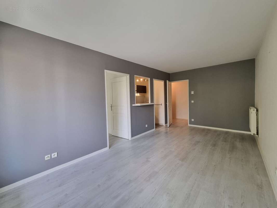 Appartement à SAINT-GERMAIN-LES-CORBEIL