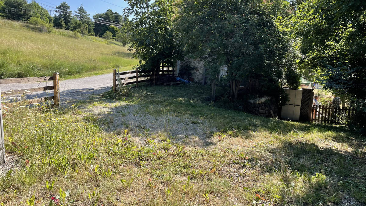 Appartement à VALDEROURE