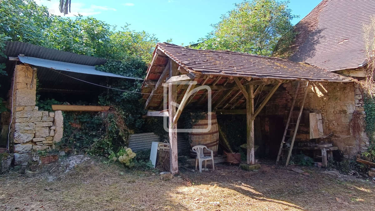 Maison à CHERVEIX-CUBAS