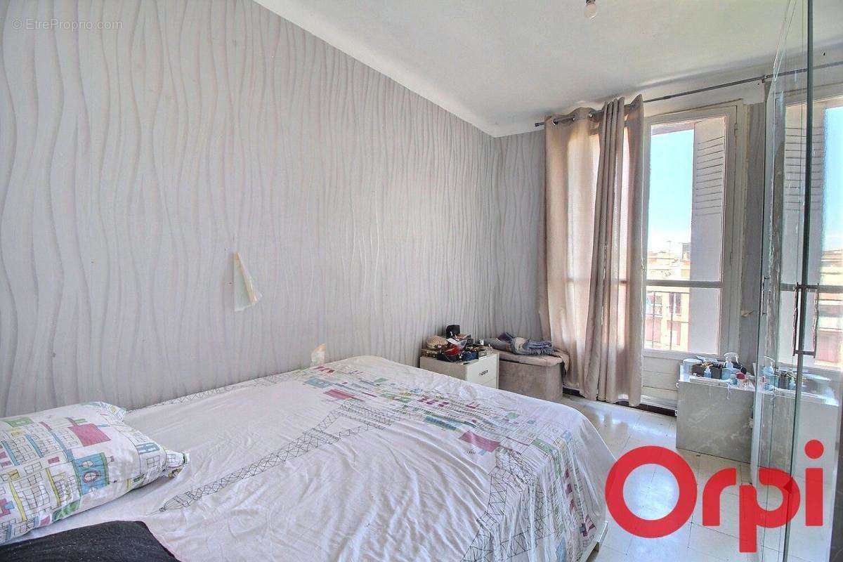 Appartement à MARSEILLE-15E