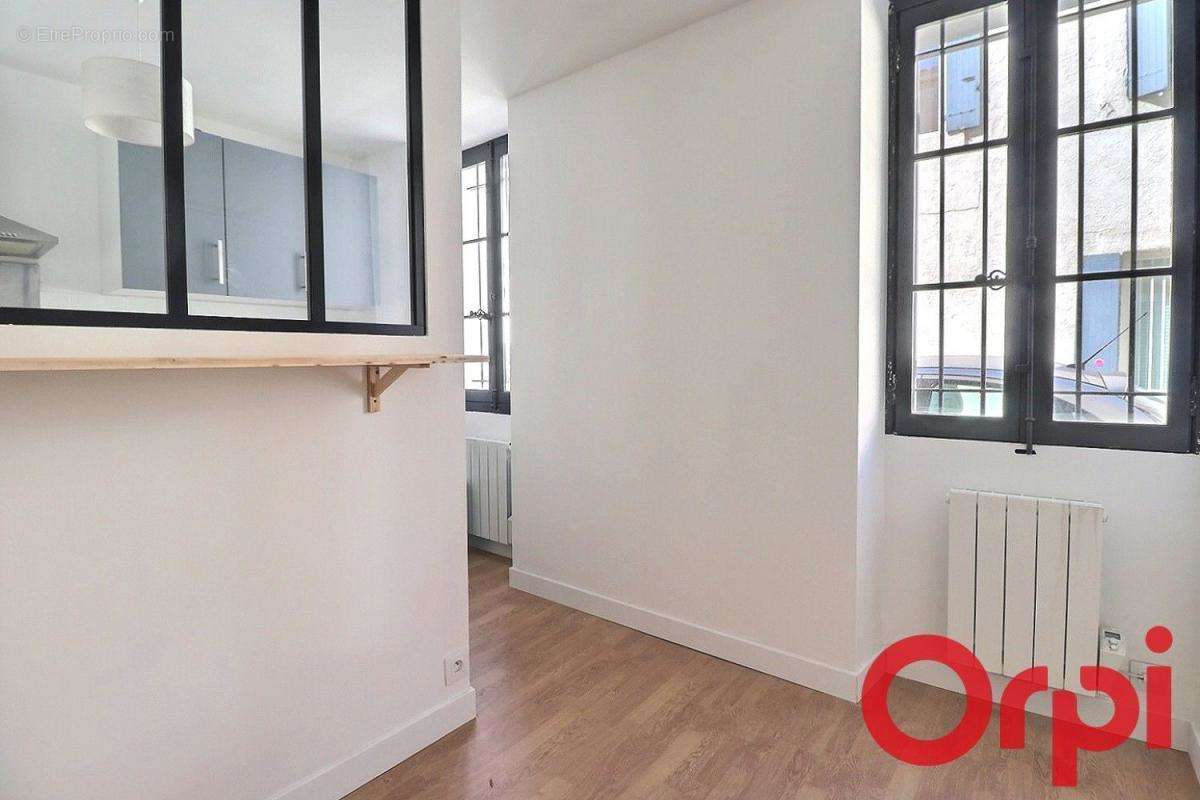 Appartement à MARSEILLE-7E