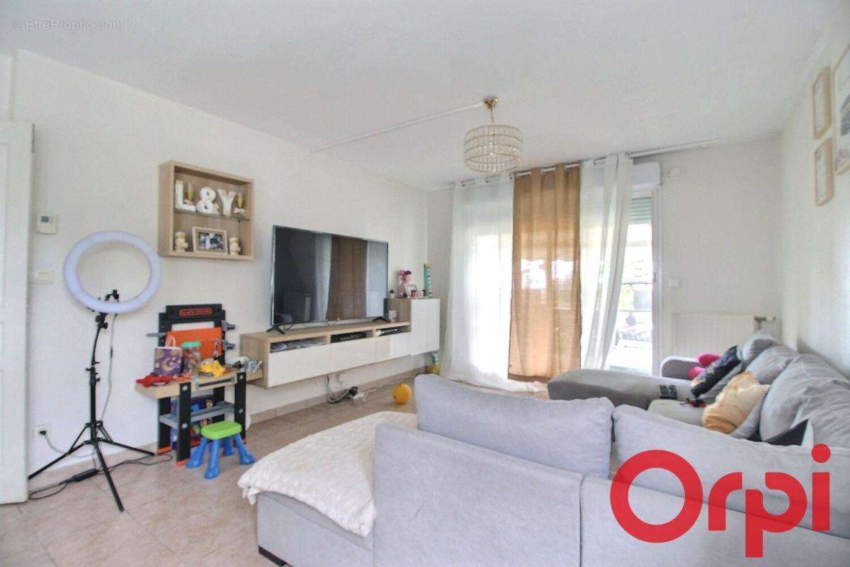 Appartement à MARSEILLE-14E