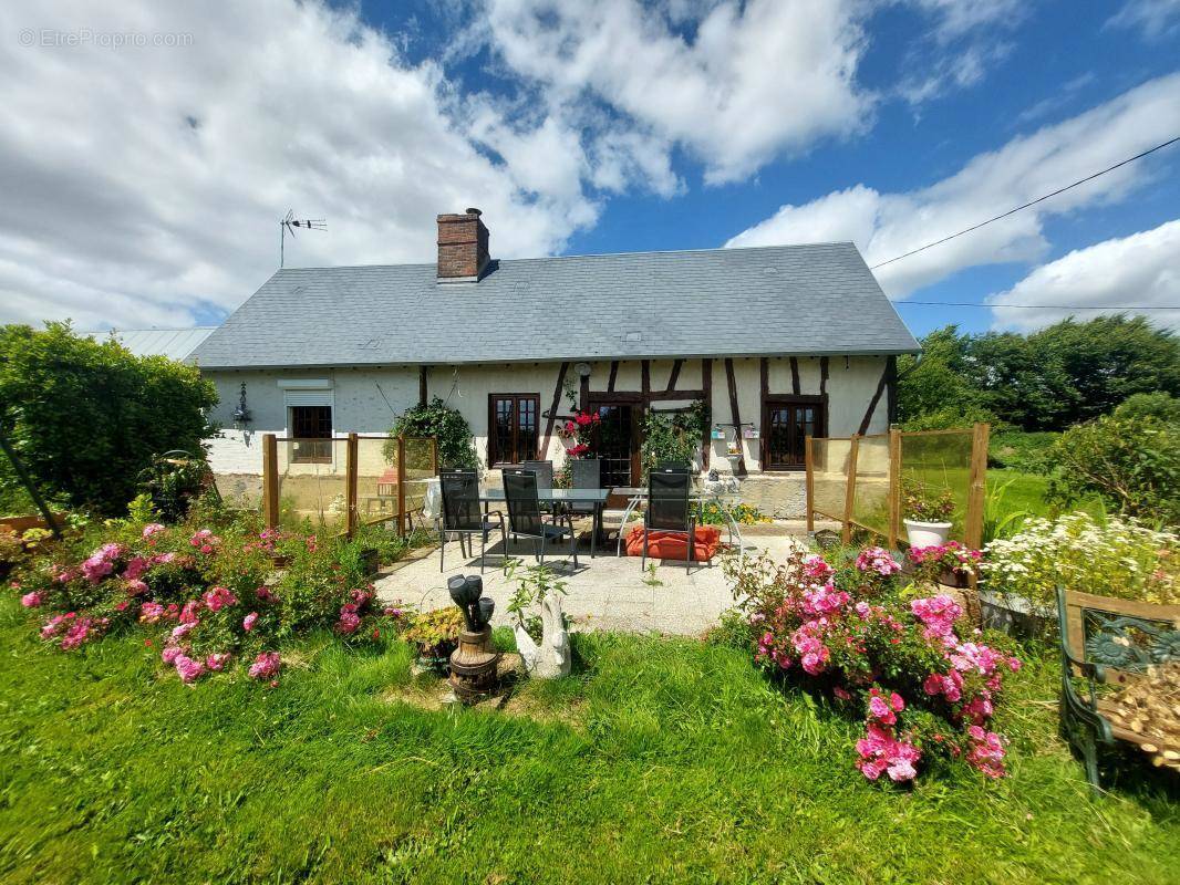 Maison à BOIS-NORMAND-PRES-LYRE