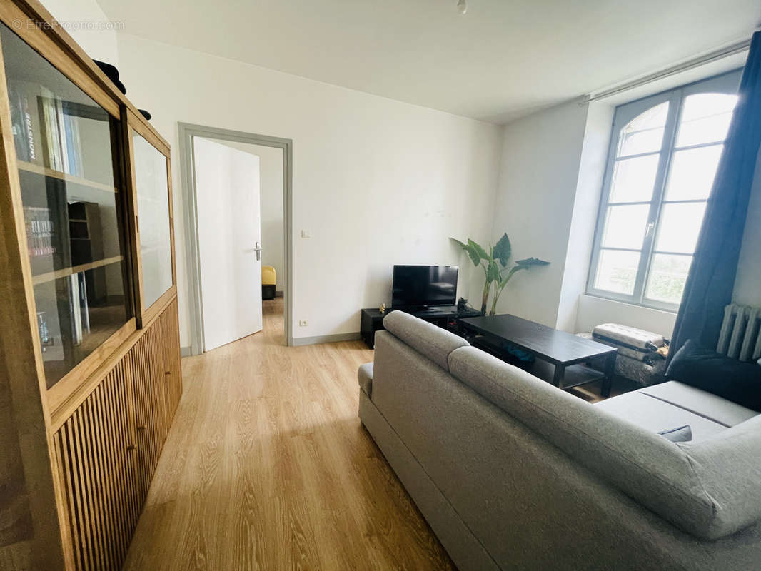 Appartement à QUIMPERLE