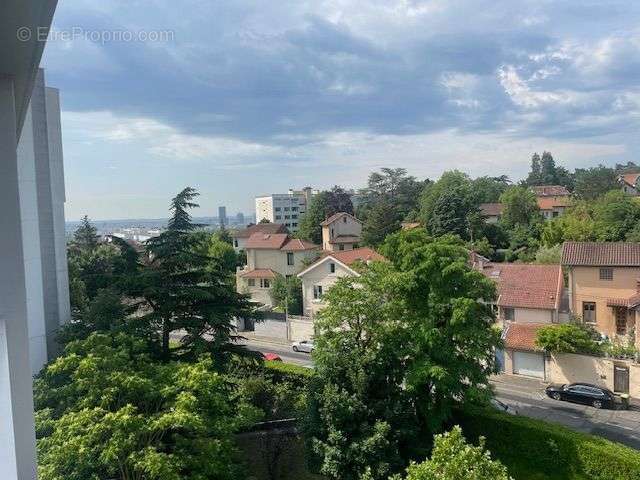 Appartement à CALUIRE-ET-CUIRE