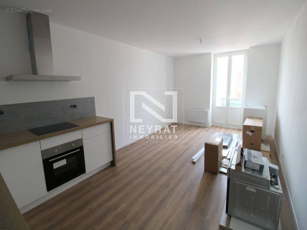 Appartement à MONTCEAU-LES-MINES