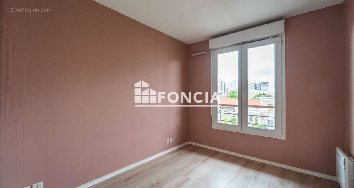 Appartement à AUBERVILLIERS