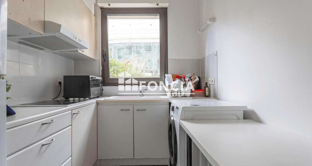 Appartement a louer bourg-la-reine - 2 pièce(s) - 41 m2 - Surfyn