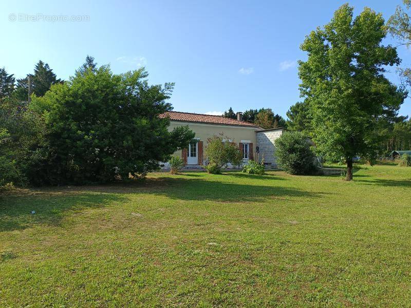 Maison à SAINT-VALLIER