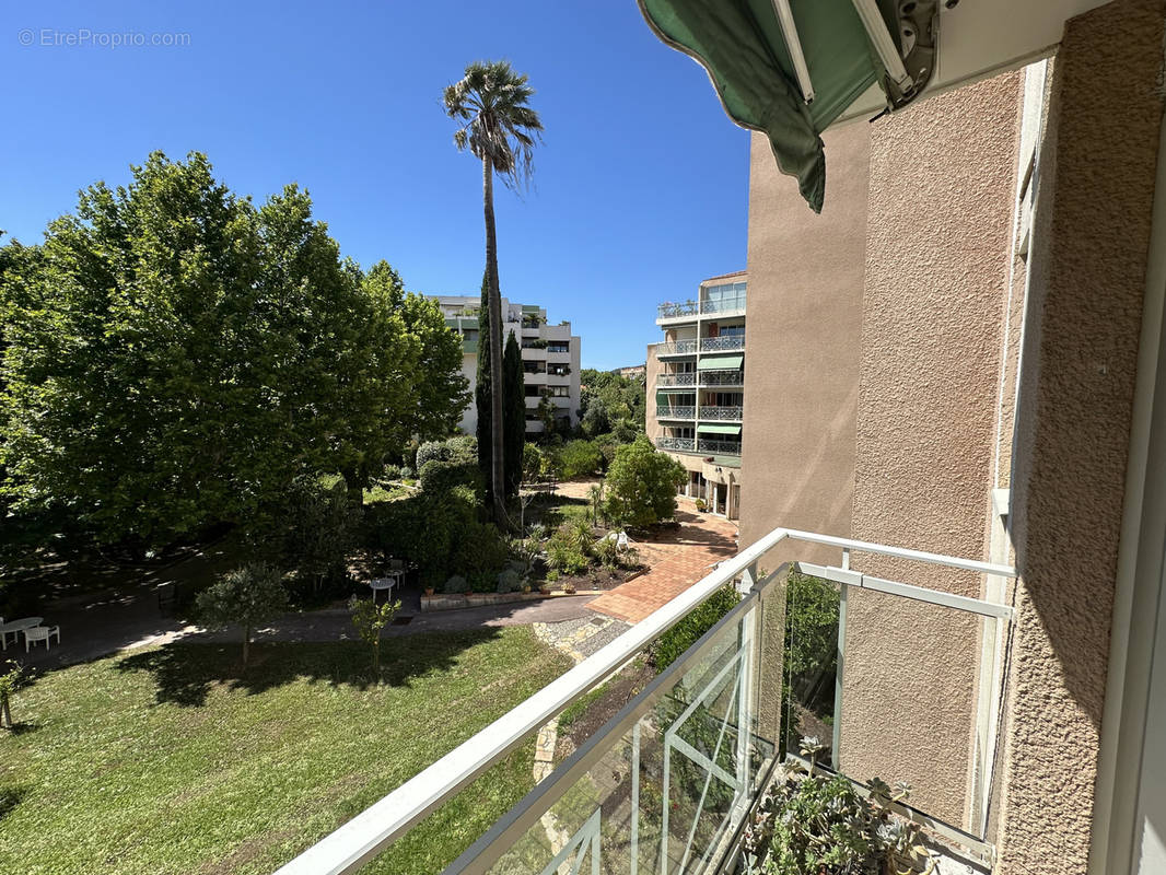 Appartement à HYERES