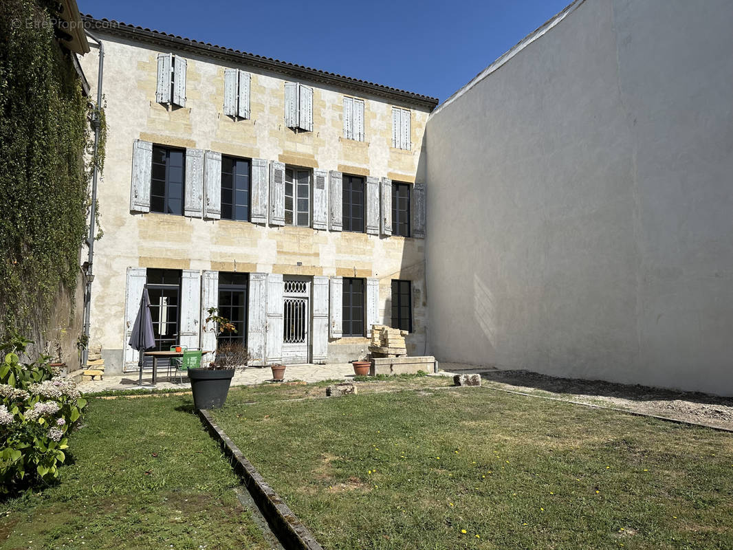 Maison à MARMANDE