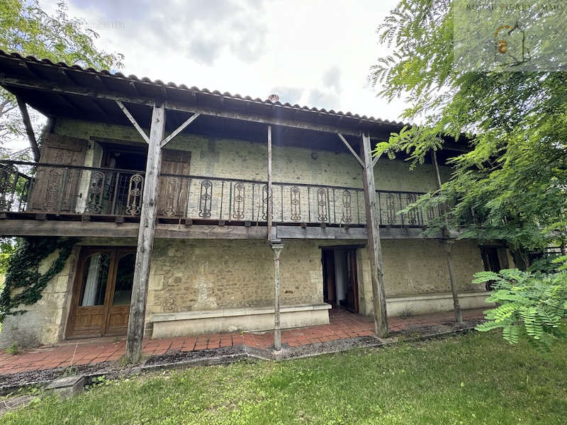 Maison à VERTEILLAC