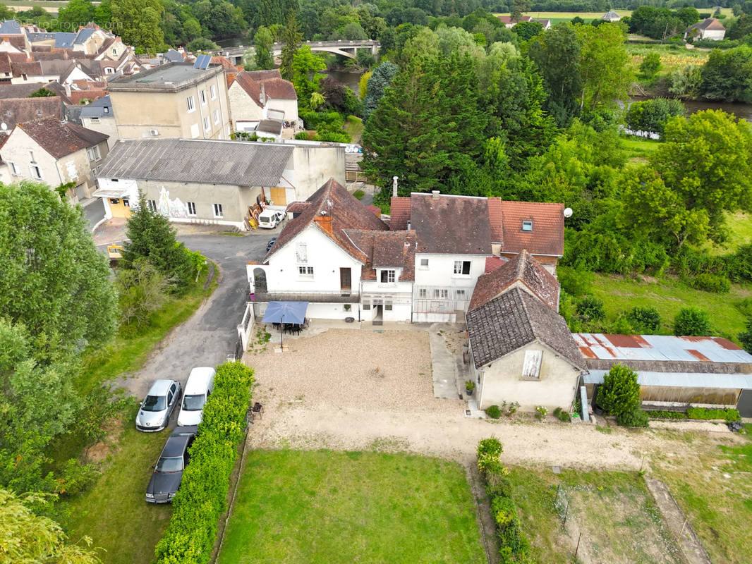 Maison à LESIGNY