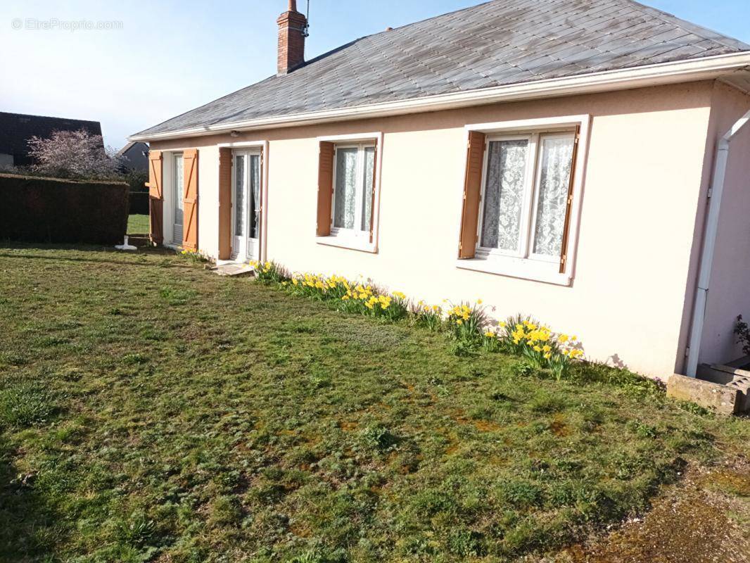 Maison à SAINT-BENOIT-SUR-LOIRE