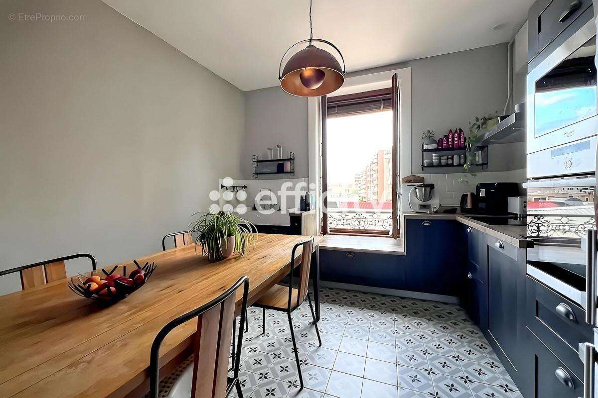 Appartement à VILLEURBANNE