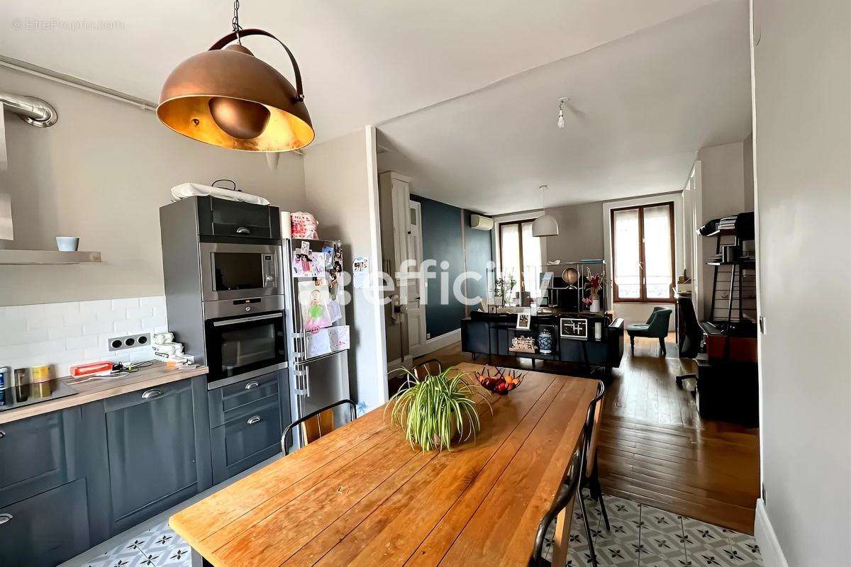 Appartement à VILLEURBANNE