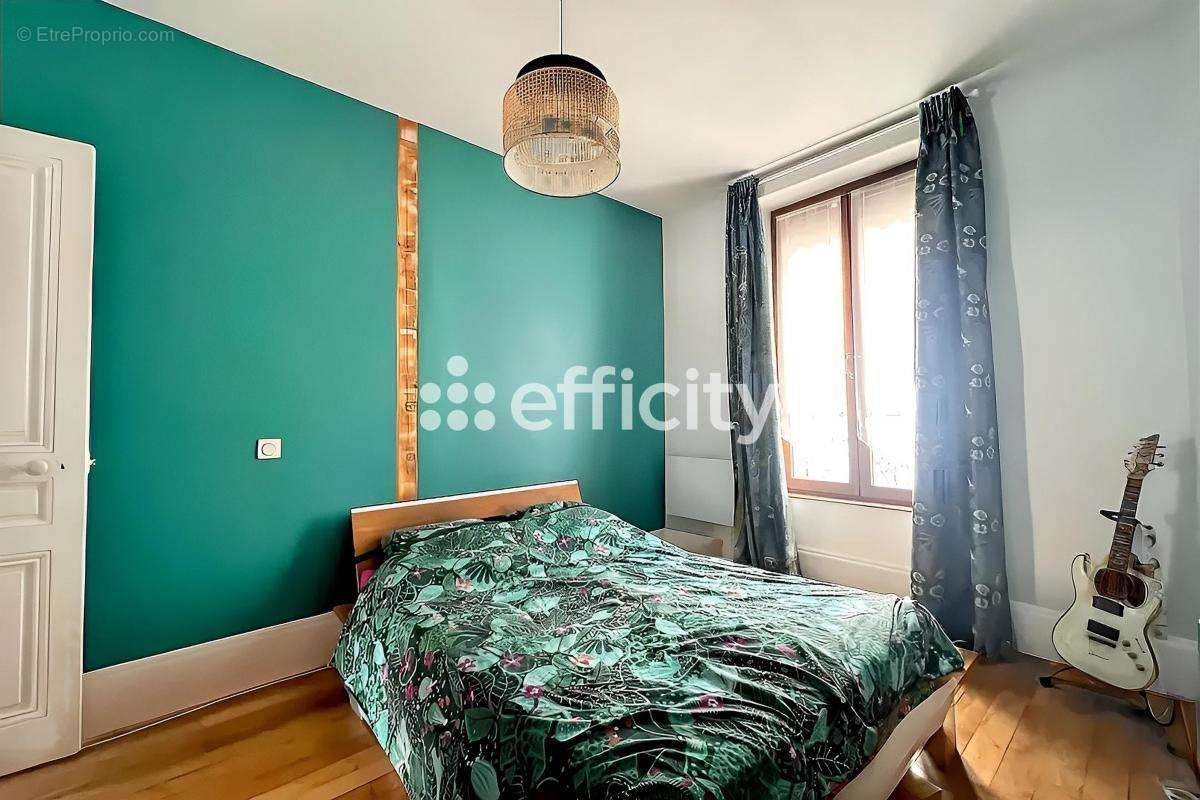 Appartement à VILLEURBANNE