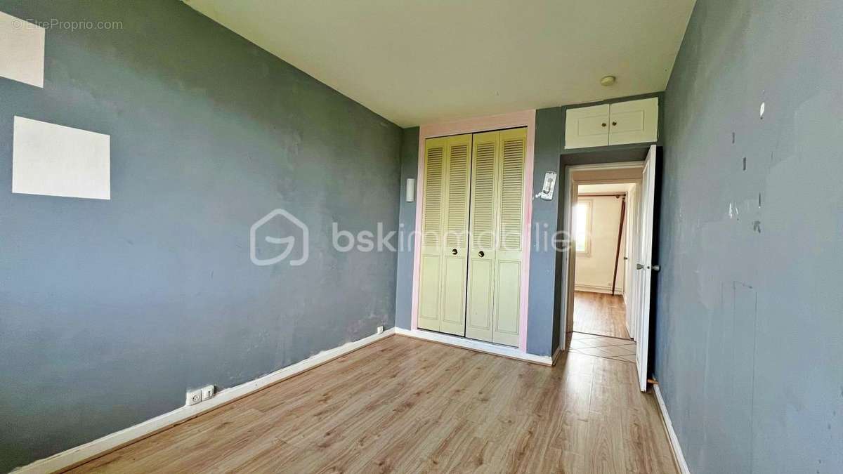 Appartement à CORBEIL-ESSONNES