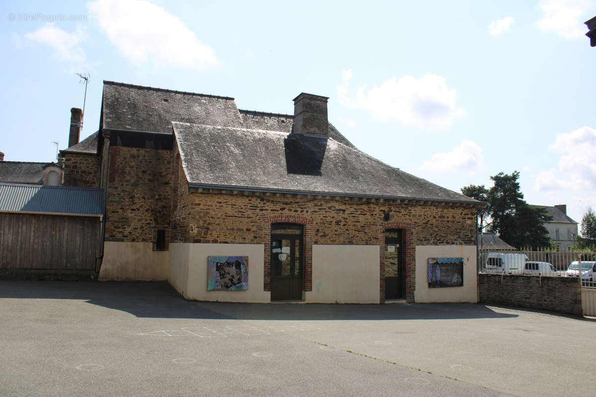 Appartement à RANNEE