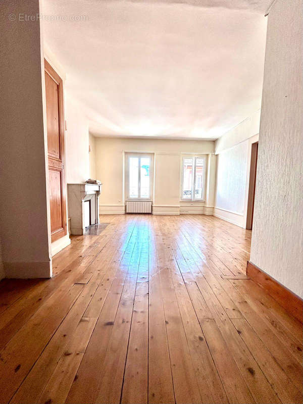 Appartement à EVIAN-LES-BAINS