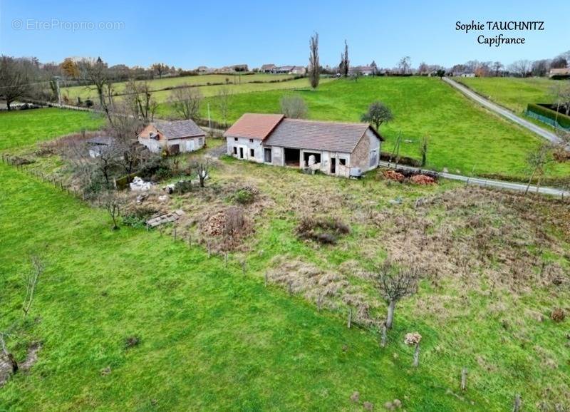 Maison à LE BREUIL