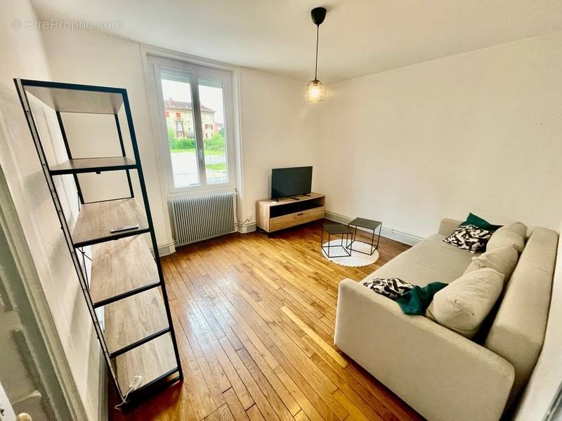 Appartement à PARAY-LE-MONIAL