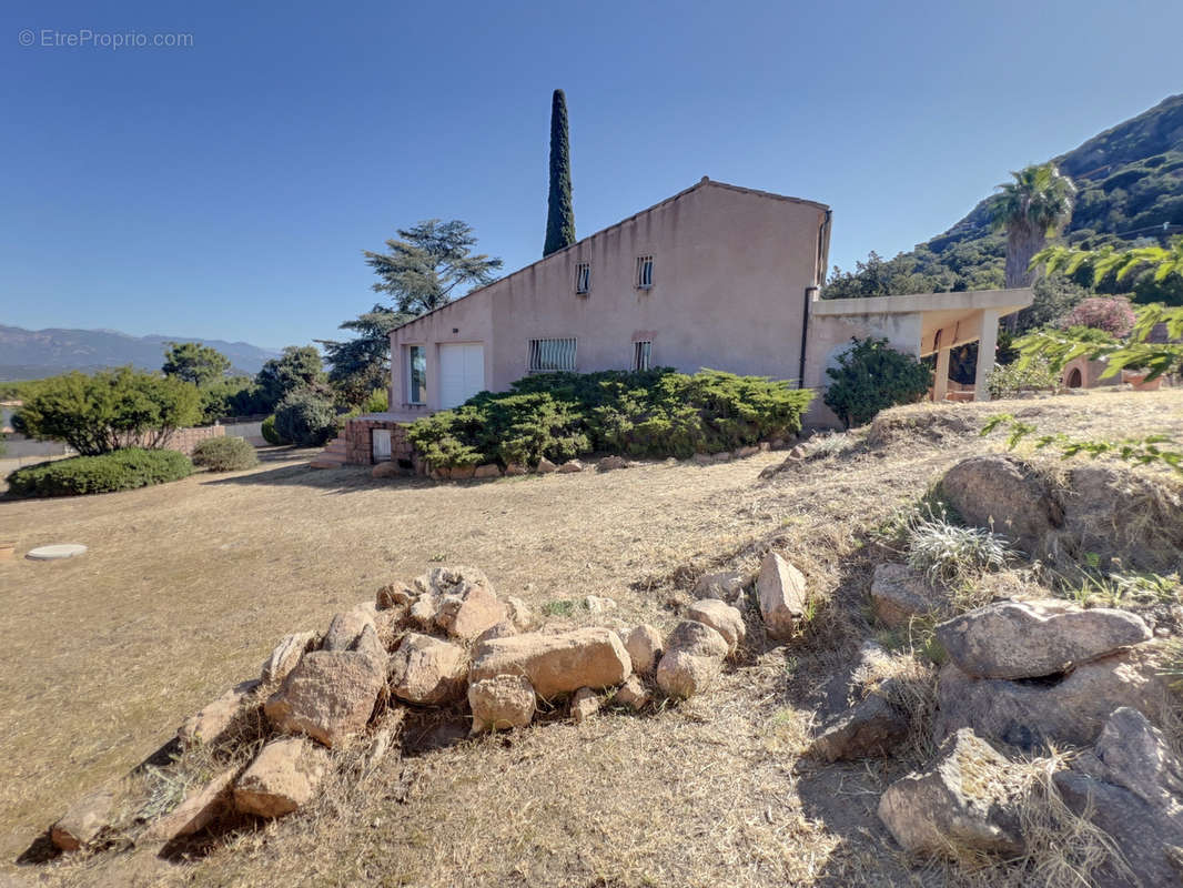 Maison à PORTO-VECCHIO