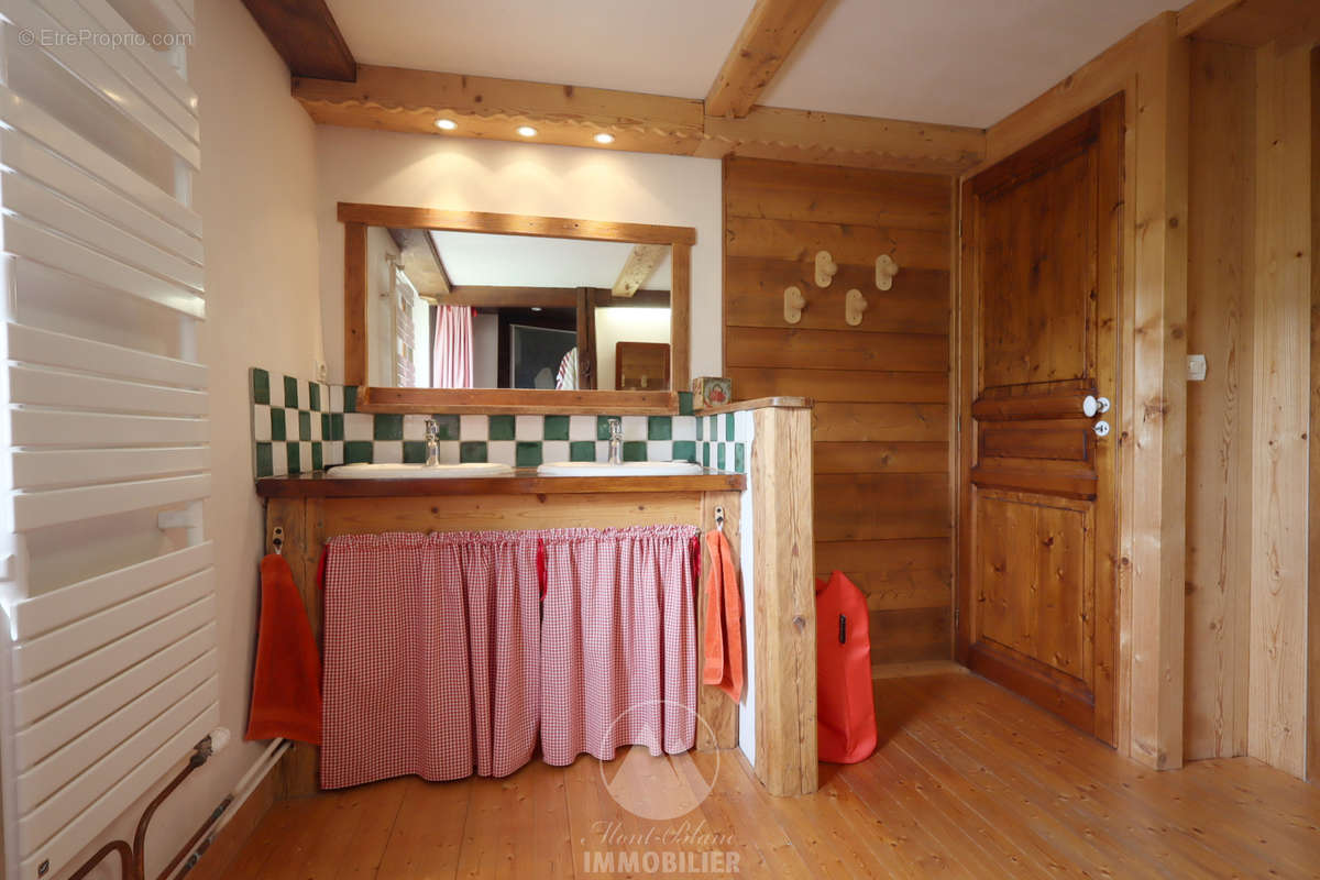 Appartement à LES HOUCHES