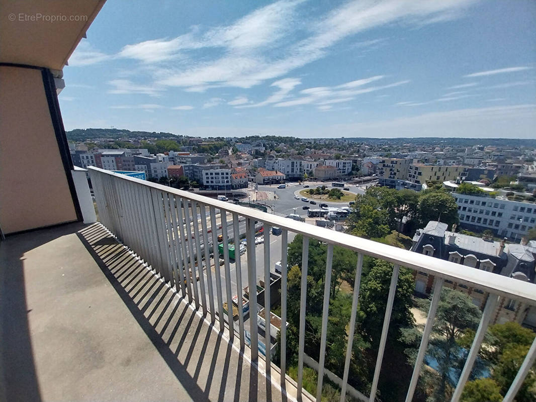 Appartement à NANTERRE