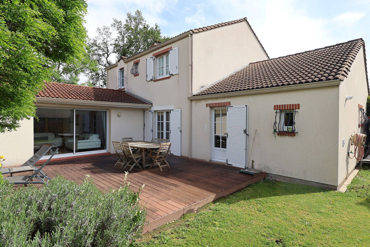 Maison à BASSE-GOULAINE