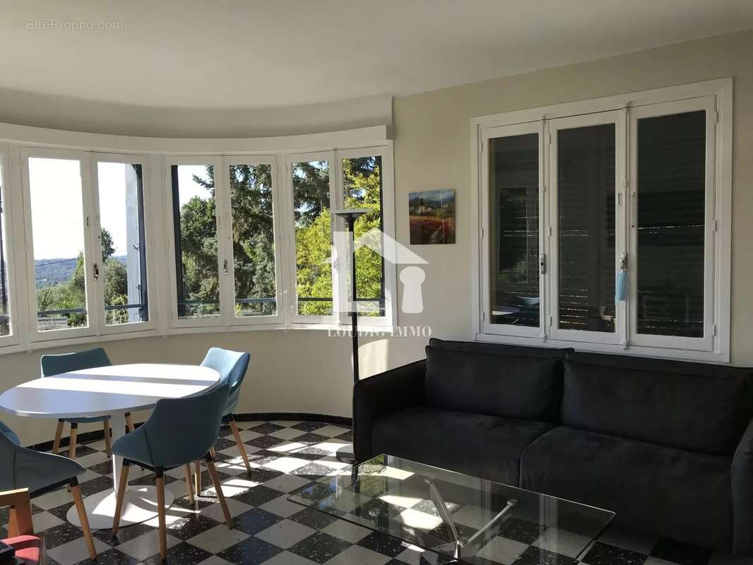 Appartement à GRASSE