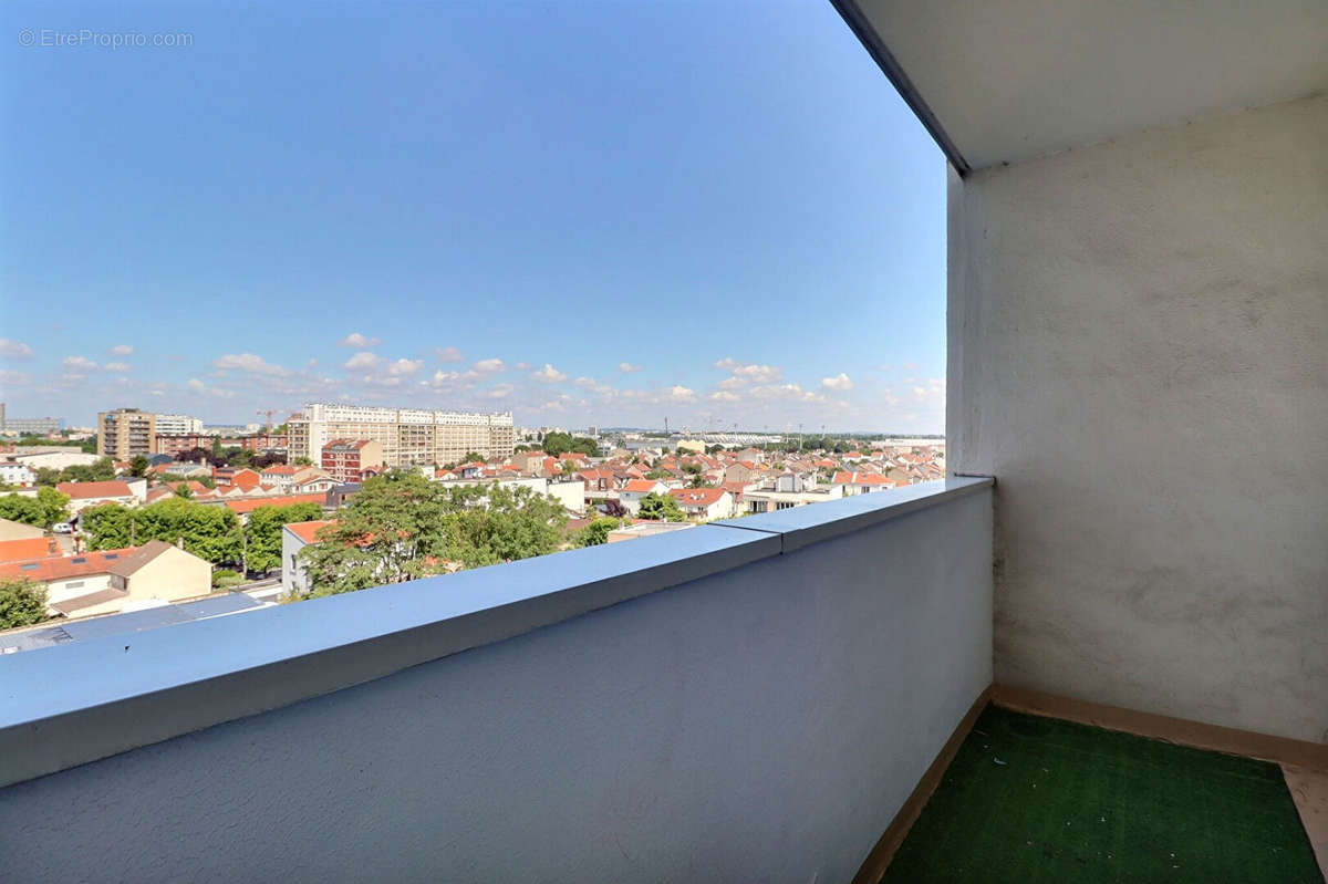 Appartement à AUBERVILLIERS