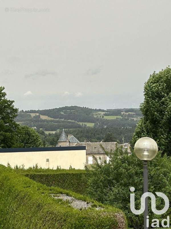 Photo 2 - Maison à AUMONT-AUBRAC