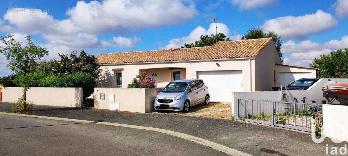 Photo 1 - Maison à SAINT-OUEN-D&#039;AUNIS