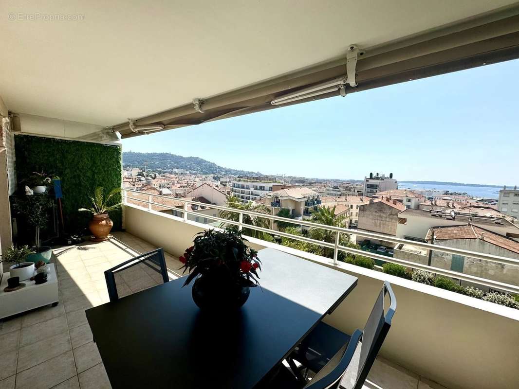 Appartement à CANNES